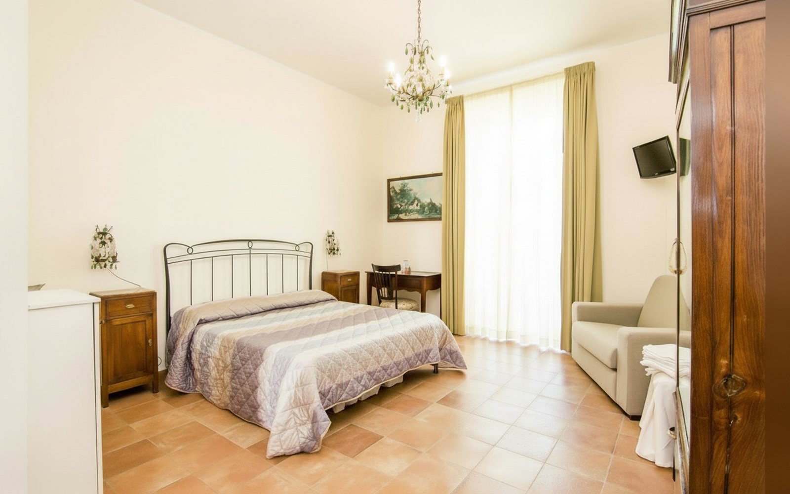 La Torretta bianca — Camera con poltrona letto